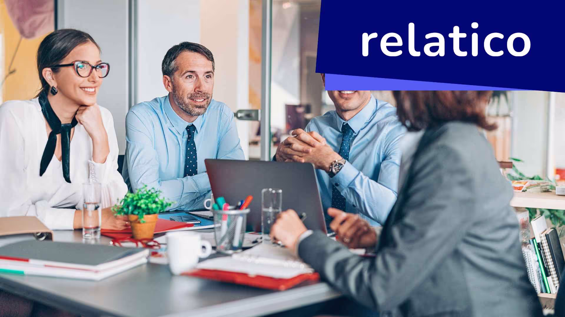 Entdecken Sie, wie das SCM-Datenmodell von Relatico die internen Prozesse Ihres Unternehmens rationalisieren, das Datenmanagement verbessern und Konflikte zwischen Abteilungen lösen kann. Dieser Blog umreißt die Notwendigkeit eines effizienten Datenmanagements, der Digitalisierung und der Automatisierung, um eine funktionsübergreifende Zusammenarbeit zu ermöglichen und die Nachhaltigkeit der Geschäftsabläufe zu fördern.